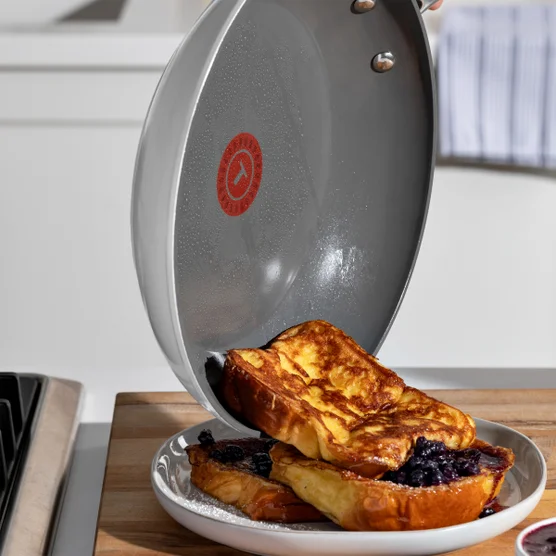 T-fal Ceramic Non-Stick Frypan Set, 3-piece - Image 4