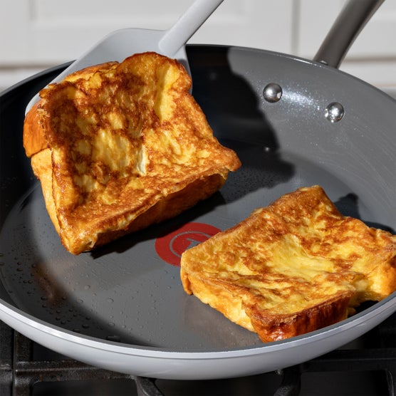 T-fal Ceramic Non-Stick Frypan Set, 3-piece - Image 5
