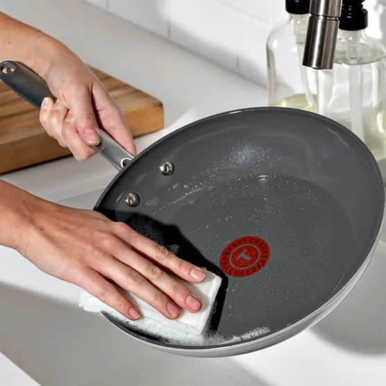 T-fal Ceramic Non-Stick Frypan Set, 3-piece - Image 2